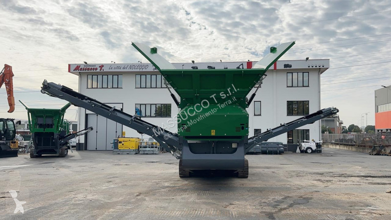 تفتيت، إعادة التدوير McCloskey R155