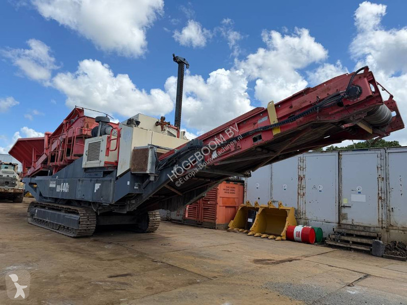 تفتيت، إعادة التدوير Sandvik UH 440 i