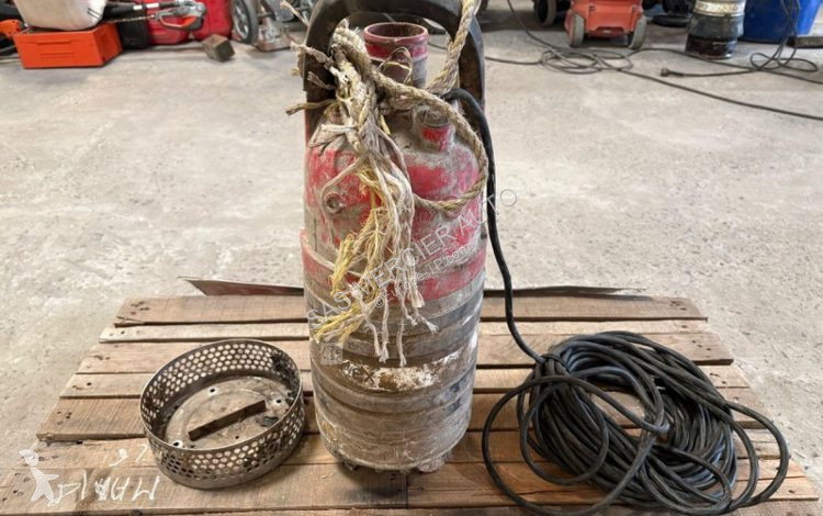 Concassage, recyclage  pompe immergee