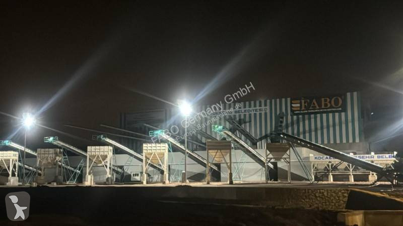 تفتيت، إعادة التدوير Fabo  Stationäre Brech-...