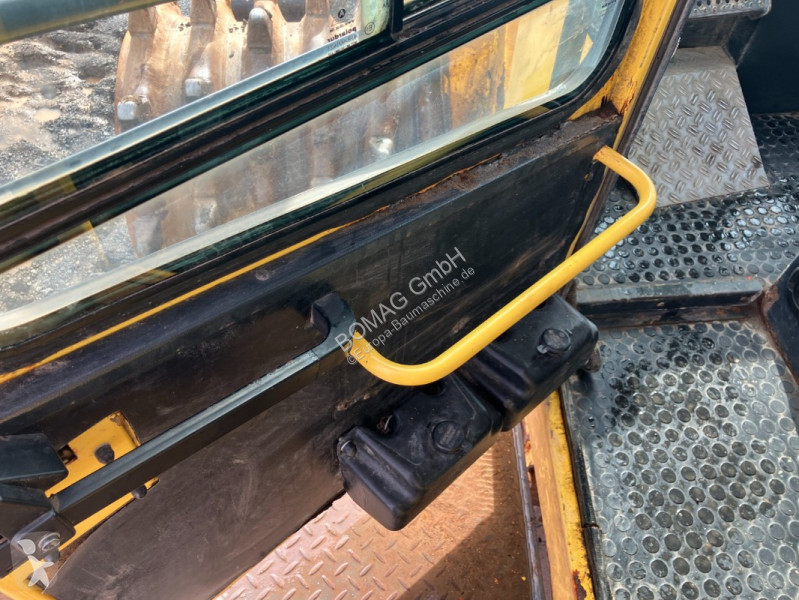 Drvenie, recyklácia Bomag  BC 772 RS