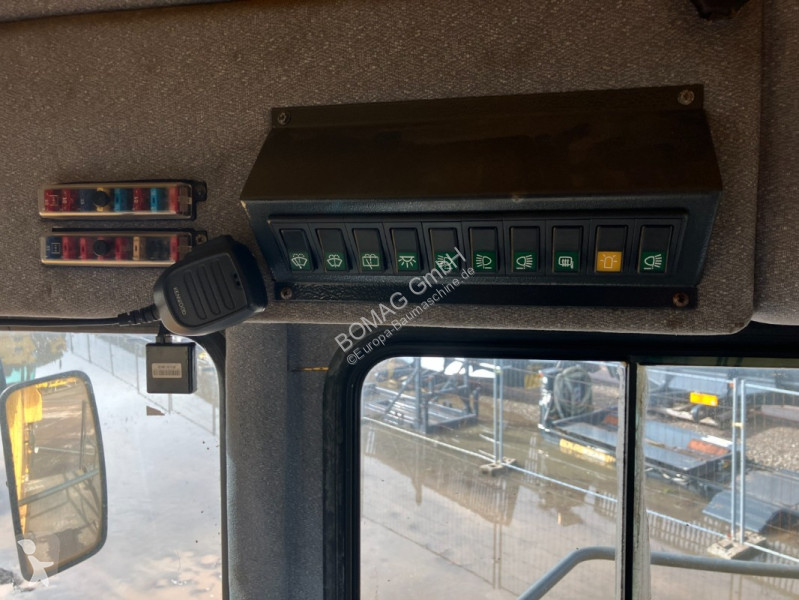 Drvenie, recyklácia Bomag  BC 772 RS