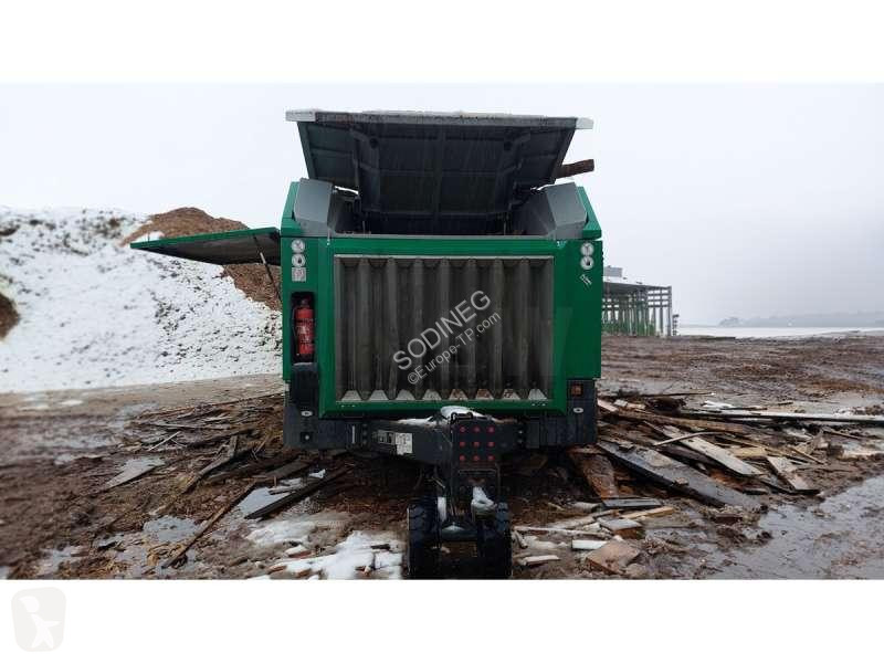 Matériel forestier Komptech  A VEGETAUX AXTOR 6010