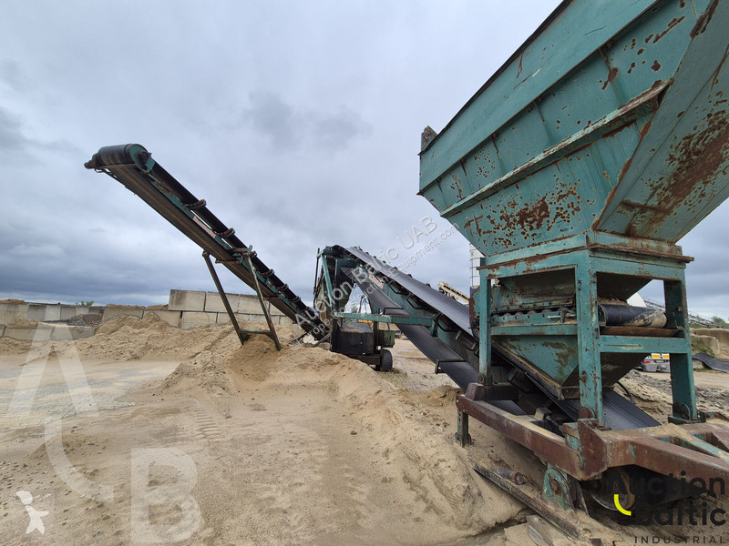 Drcení, recyklace  Mobile screening plant