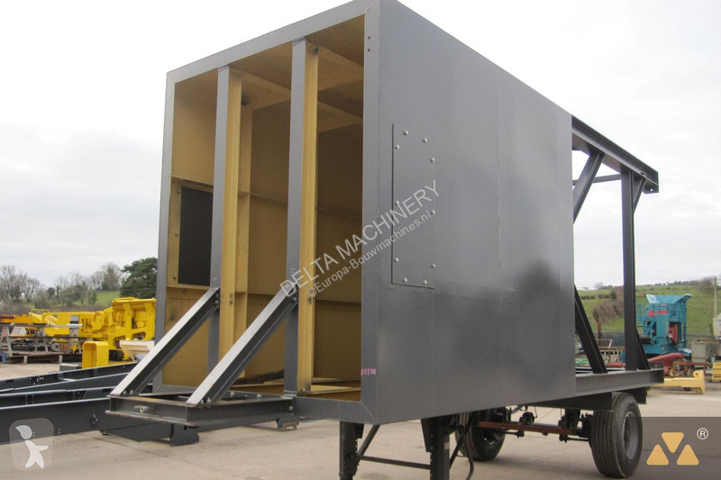Drvenie, recyklácia  Mobile surge hopper