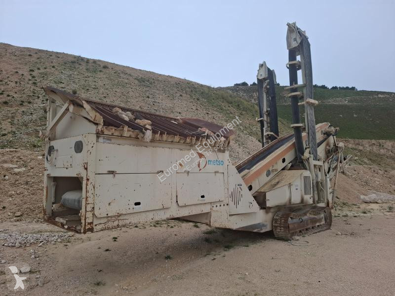 Drvenie, recyklácia Metso Minerals  R223