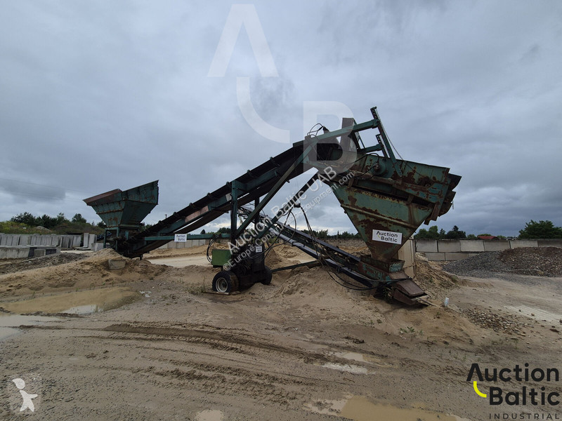 Drcení, recyklace  Mobile screening plant