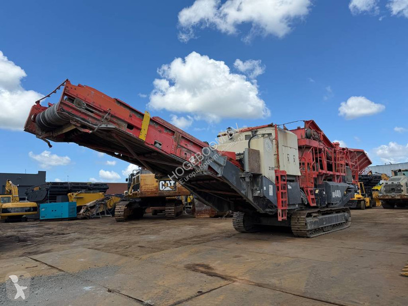 تفتيت، إعادة التدوير Sandvik UH 440 i