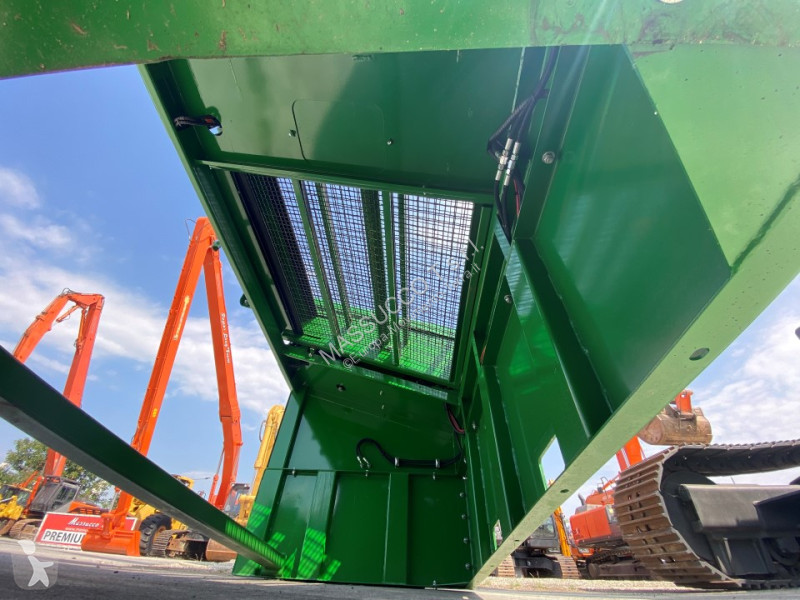 تفتيت، إعادة التدوير McCloskey MINI SIZER