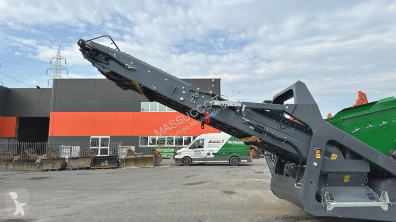 تفتيت، إعادة التدوير McCloskey R155