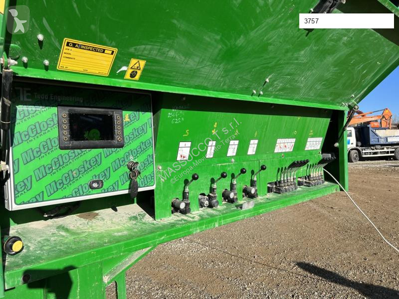 Concasare, reciclare McCloskey J45