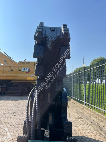 Breken, recyclen  HRP 24 -35 ton rotating...