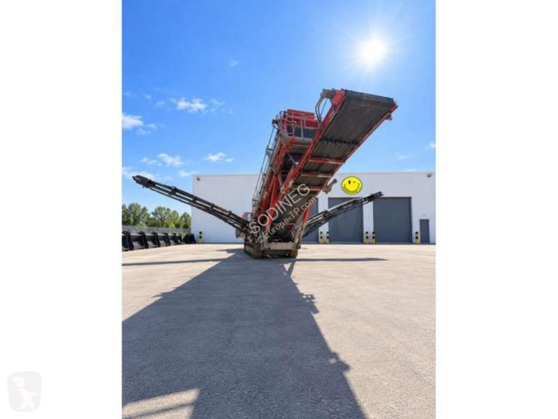 Zúzás, újrahasznosítás Terex  FINLAY 696