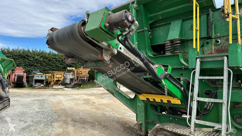 تفتيت، إعادة التدوير McCloskey J40V2