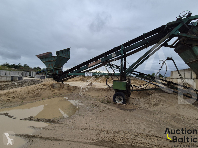 Drcení, recyklace  Mobile screening plant