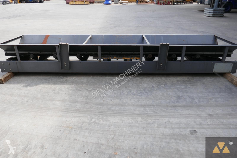 Kruszenie, recykling  Cross conveyor