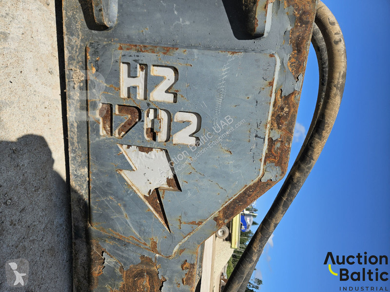 Vybavenie stavebného stroja  HZ 1702