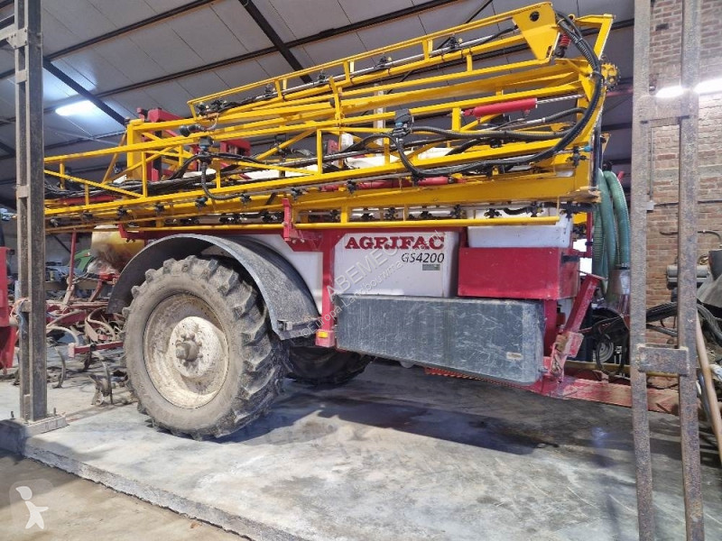 Pulverización Agrifac GS 4240 40 m
