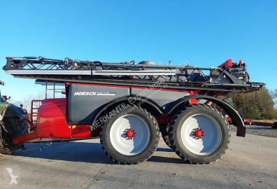 Pulvérisateur traîné Horsch