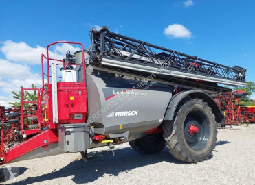 Pulvérisateur traîné Horsch
