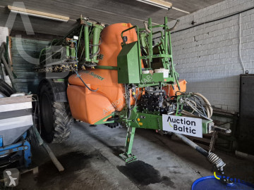 Pulvérisateur traîné Amazone