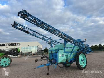 Pulverizator tractat Berthoud