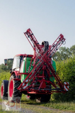 MD Landmaschinen Vontatott permetezőgép KR Pflanzenschutzspritzen HEROS 12 m und 15 m