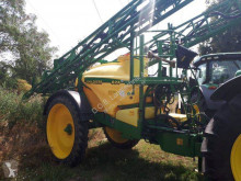 Pulverización John Deere 824 Pulverizador arrastrado usado