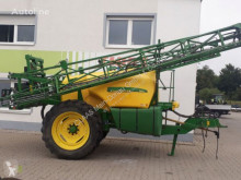 Pulverizador arrastrado John Deere 740