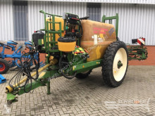 Pulverización Amazone usado