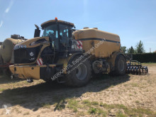 Espalhador de adubo AGCO Challenger Terra Gator 845 CVT+ Lemken Heliodor 9/500