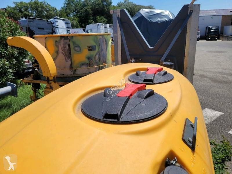 Grégoire POWERFLOW 1500 VTD spraying