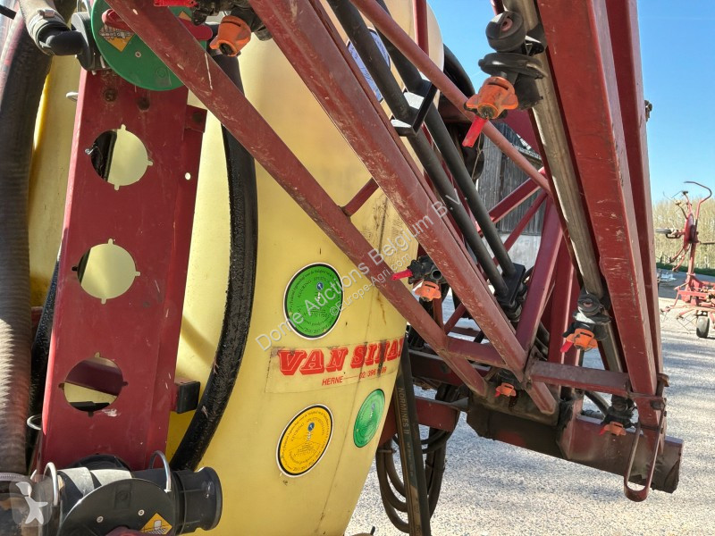 Hardi 361 -ME-1000-BK/HM/5-18-LHY spraying