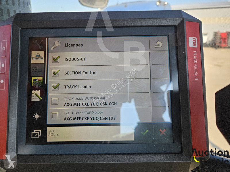 Horsch Leeb 8 GS spraying
