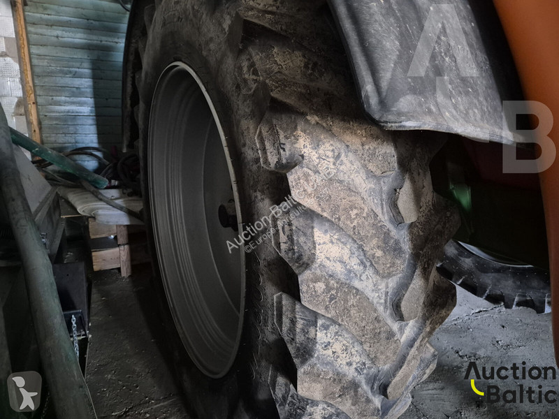 Besprutning Amazone UX 5200