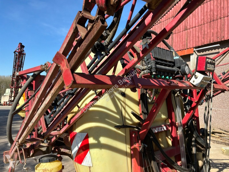 Hardi 361 -ME-1000-EC5-18-LHY spraying