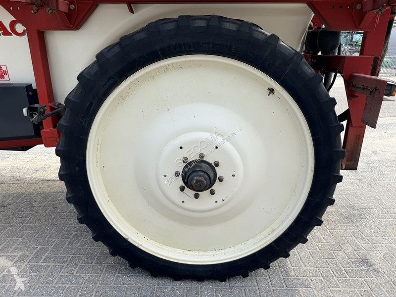 Agrifac GN4230 Veldspuit spraying