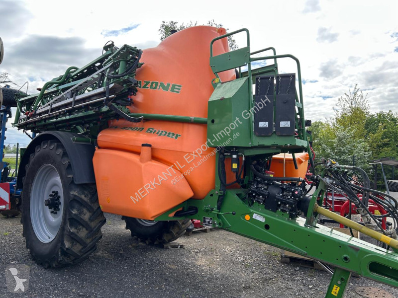 Pulverización Amazone   UX 6200