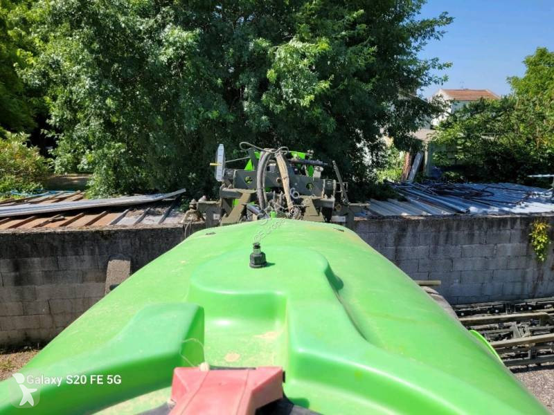 Tecnoma TECNIS 3500 spraying