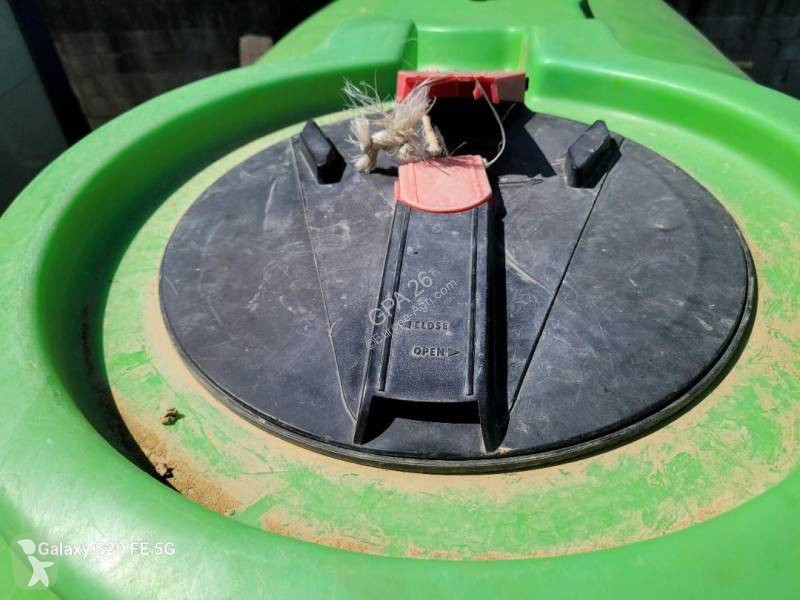 Tecnoma TECNIS 3500 spraying