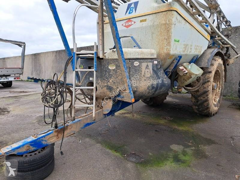 Pulverización Kuhn OCEANIS 5600