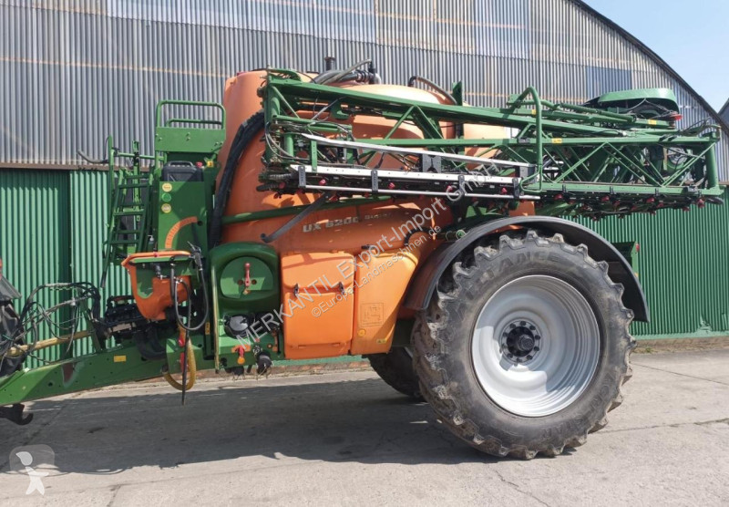 Pulverización Amazone UX6200 Super 32m/36m