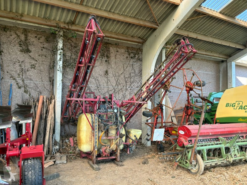 Hardi  spraying