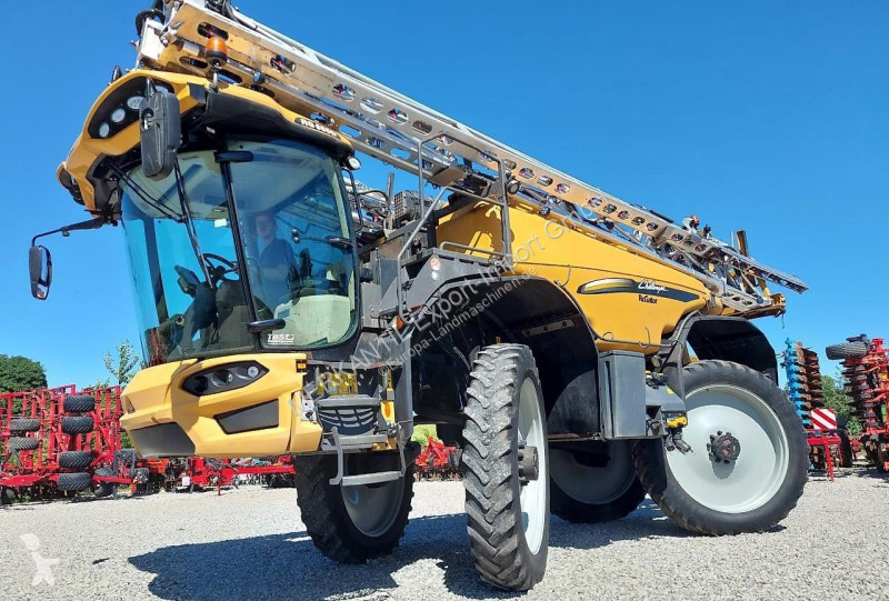 Pulvérisation Challenger  RoGator 655D 24-36m GPS
