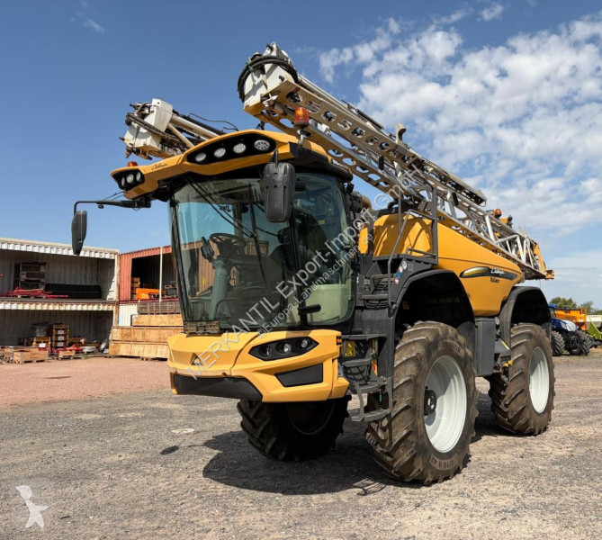 Pulvérisation Challenger  Rogator RG 645 D