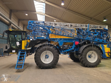 Pulverizador automotor Delvano