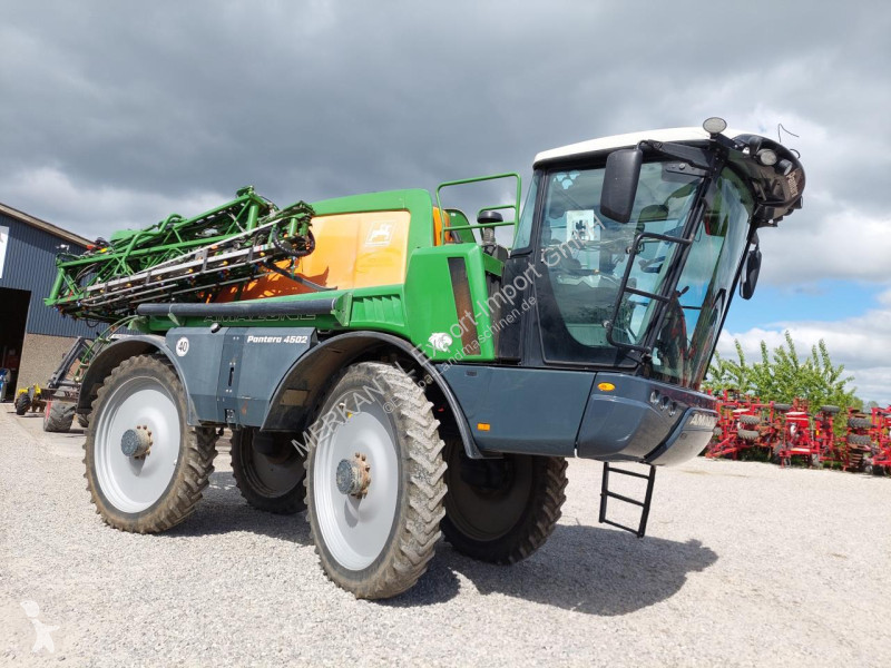 Pulverización Amazone Pantera 4502 30-24m