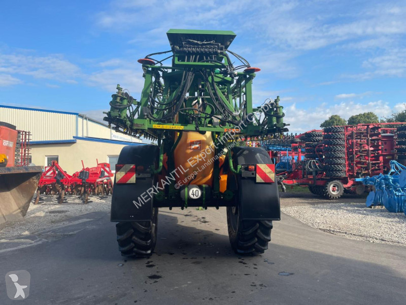 Pulverización Amazone UX 5200 24m