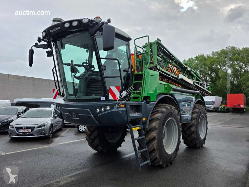 Amazone pantera 4504 spraying