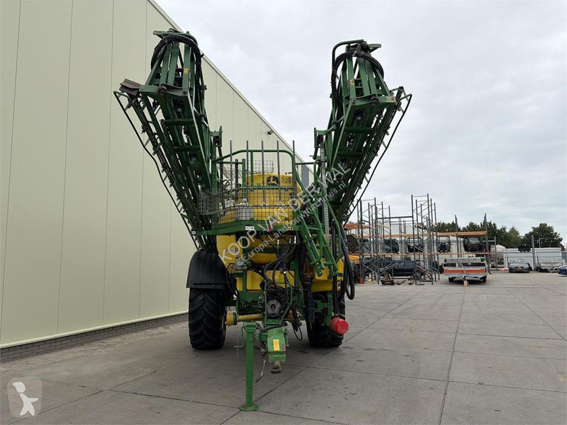 Besprutning John Deere 840 Veldspuit